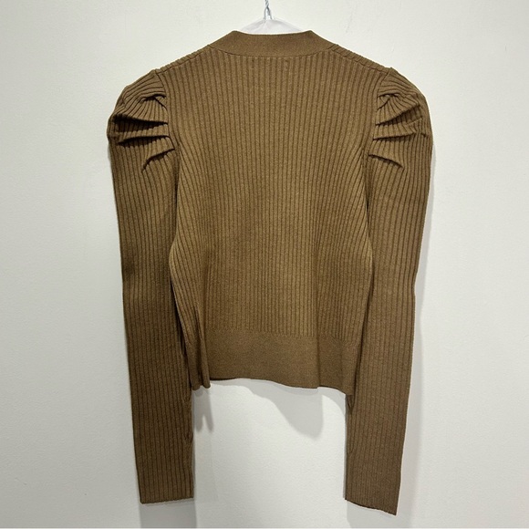 OAK + FORT Lead Gray Puffy Shoulder Cardigan in Women’s Size Small - Picture 3 of 6